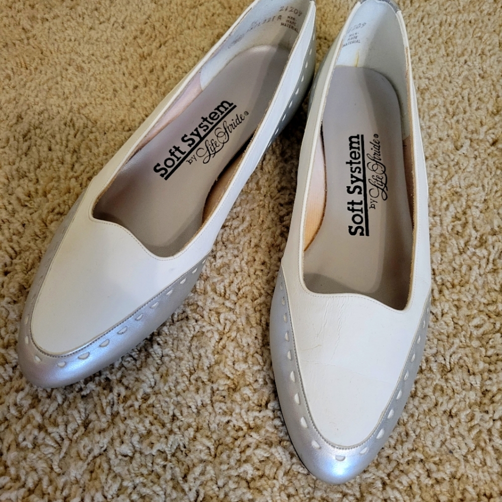 Vintage 80s/90s white and silver loafers - LifeStride - 8 women's
